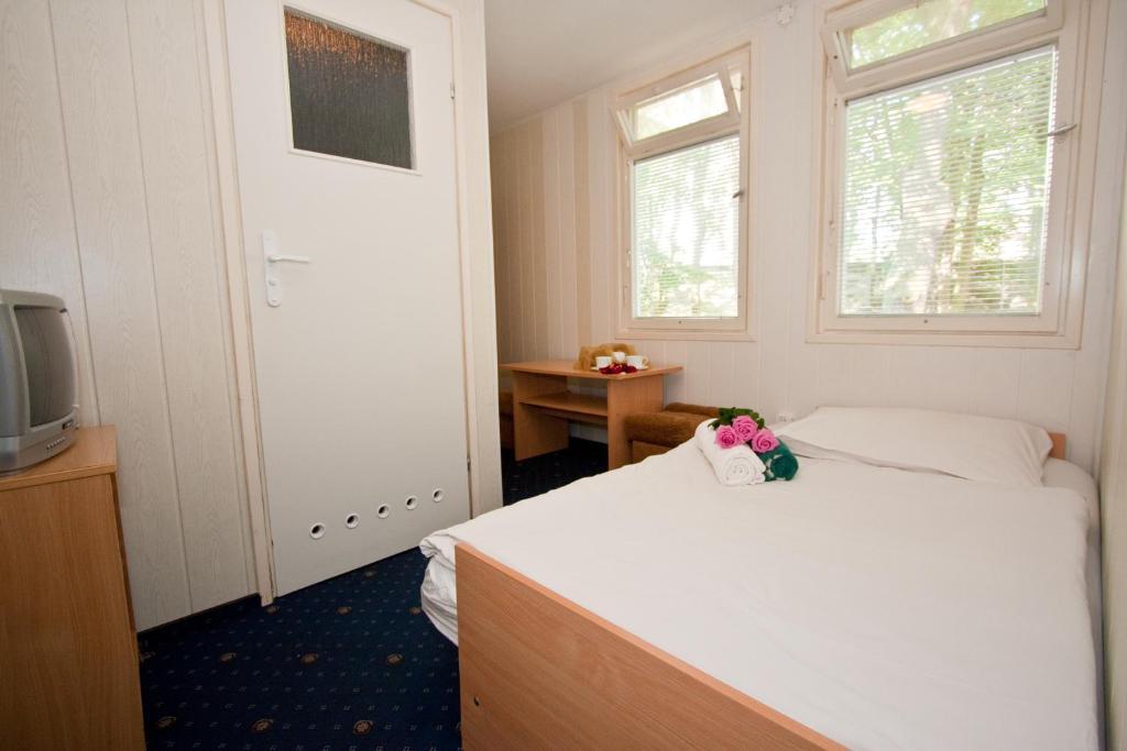 Hotel Ow Gromada Pod Bukami Misdroy Zimmer foto